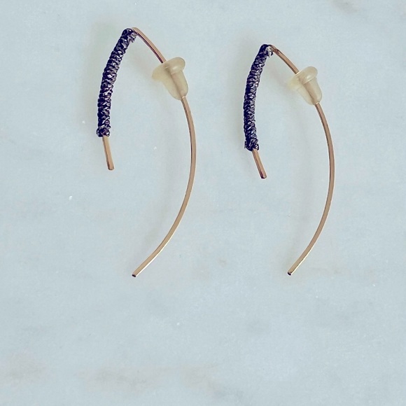 Gold Earrings with Silver Thread - Picture 3 of 3